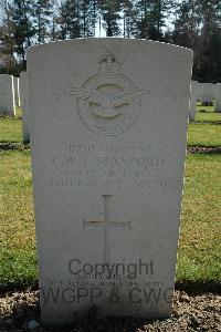 Heverlee War Cemetery - Stanford, Charles William Taylor