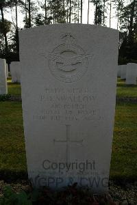 Heverlee War Cemetery - Swallow, Paul Douglas