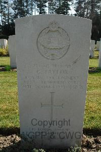 Heverlee War Cemetery - Taylor, Geoffrey