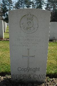 Heverlee War Cemetery - Theobald, James Edward