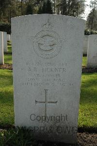 Heverlee War Cemetery - Tickner, Arthur Raymond