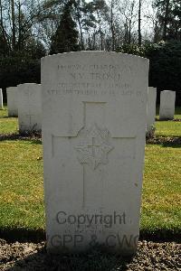 Heverlee War Cemetery - Trosh, Norman Valentine