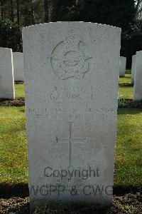 Heverlee War Cemetery - Vinett, Gerard Frederick