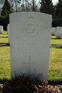 Heverlee War Cemetery - White, Stanley