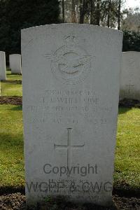 Heverlee War Cemetery - Whiteside, Thomas John