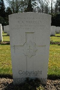 Heverlee War Cemetery - Yardley, Robert Arthur