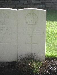 Irish House Cemetery - Latham, Benjamin James