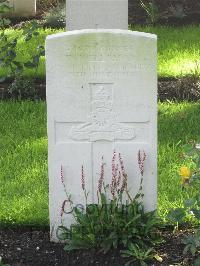 Irish House Cemetery - Wellsman, W