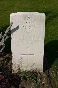 Dozinghem Military Cemetery - Airth, Rennie Alexander