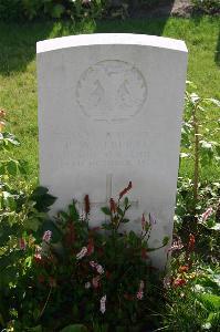 Dozinghem Military Cemetery - Alderman, P W