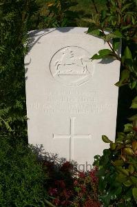 Dozinghem Military Cemetery - Aldridge, T