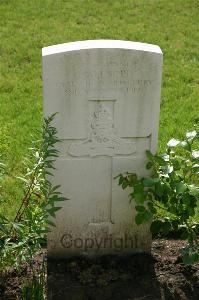 Dozinghem Military Cemetery - Allsopp, G