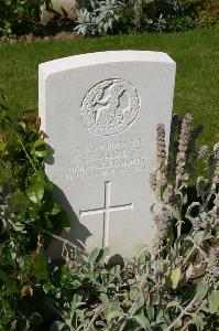 Dozinghem Military Cemetery - Ambler, Herbert Reginald