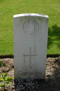 Dozinghem Military Cemetery - Anderson, D S