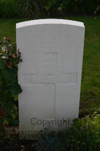 Dozinghem Military Cemetery - Anderson, W H