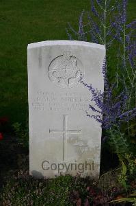 Dozinghem Military Cemetery - Andrews, Bertram John William