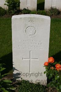 Dozinghem Military Cemetery - Baker, Wilfred Thomas Victor