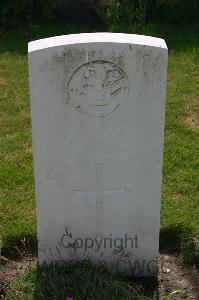 Dozinghem Military Cemetery - Baldwin, H