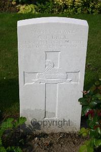 Dozinghem Military Cemetery - Ball, C T