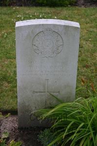 Dozinghem Military Cemetery - Bardsley, William