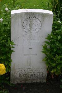 Dozinghem Military Cemetery - Bell, Alexander P.