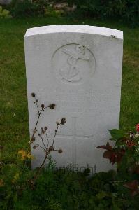 Dozinghem Military Cemetery - Benson, John C.