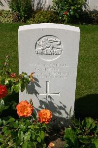 Dozinghem Military Cemetery - Berry, G