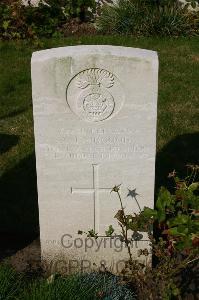 Dozinghem Military Cemetery - Bidgood, A J