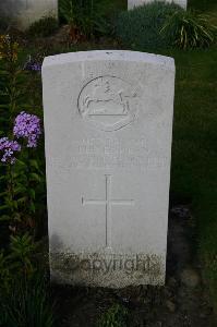 Dozinghem Military Cemetery - Birkenhead, John