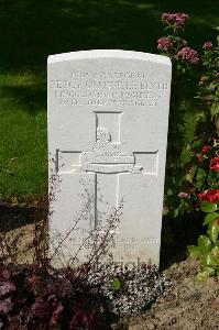 Dozinghem Military Cemetery - Blyth, Percy Granville