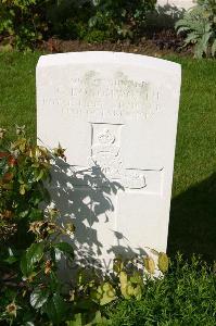 Dozinghem Military Cemetery - Bosomworth, G