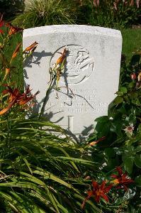 Dozinghem Military Cemetery - Bowles, Arthur William