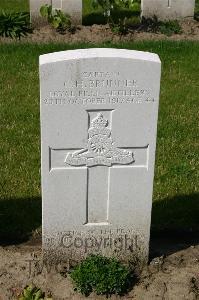 Dozinghem Military Cemetery - Brunner, Cecil Heywood