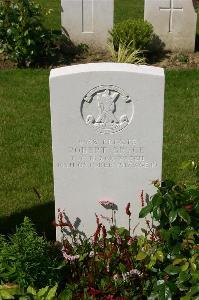 Dozinghem Military Cemetery - Bryce, Robert