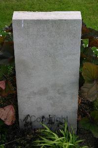 Dozinghem Military Cemetery - Burandt, Reinhold