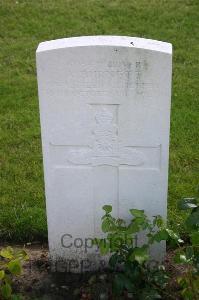 Dozinghem Military Cemetery - Burnett, Albert