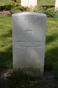 Dozinghem Military Cemetery - Burns, Henry