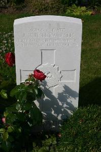 Dozinghem Military Cemetery - Butterworth, James