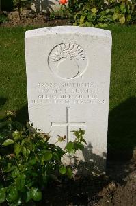 Dozinghem Military Cemetery - Buxton, Thomas