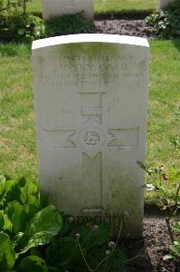 Dozinghem Military Cemetery - Cale, Sidney