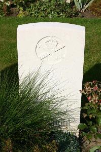 Dozinghem Military Cemetery - Calfe, A