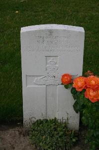 Dozinghem Military Cemetery - Cameron, Simon