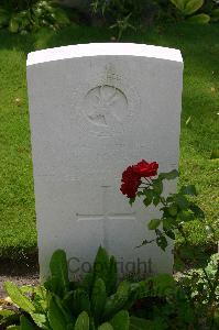 Dozinghem Military Cemetery - Campkin, V C