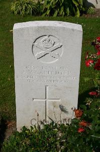 Dozinghem Military Cemetery - Carpenter, A