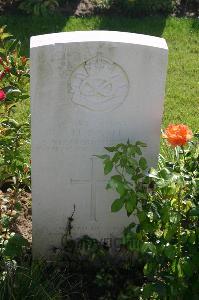 Dozinghem Military Cemetery - Cash, Henry