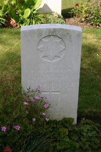 Dozinghem Military Cemetery - Cavanagh, John Henry