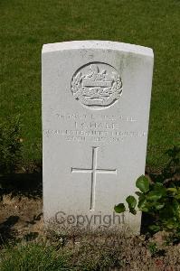 Dozinghem Military Cemetery - Chalk, J