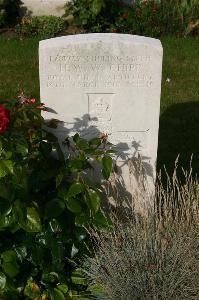 Dozinghem Military Cemetery - Chipp, Harry Wilfred Wallace