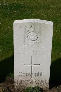 Dozinghem Military Cemetery - Clover, Walter Charles