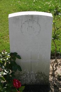 Dozinghem Military Cemetery - Cockburn, James